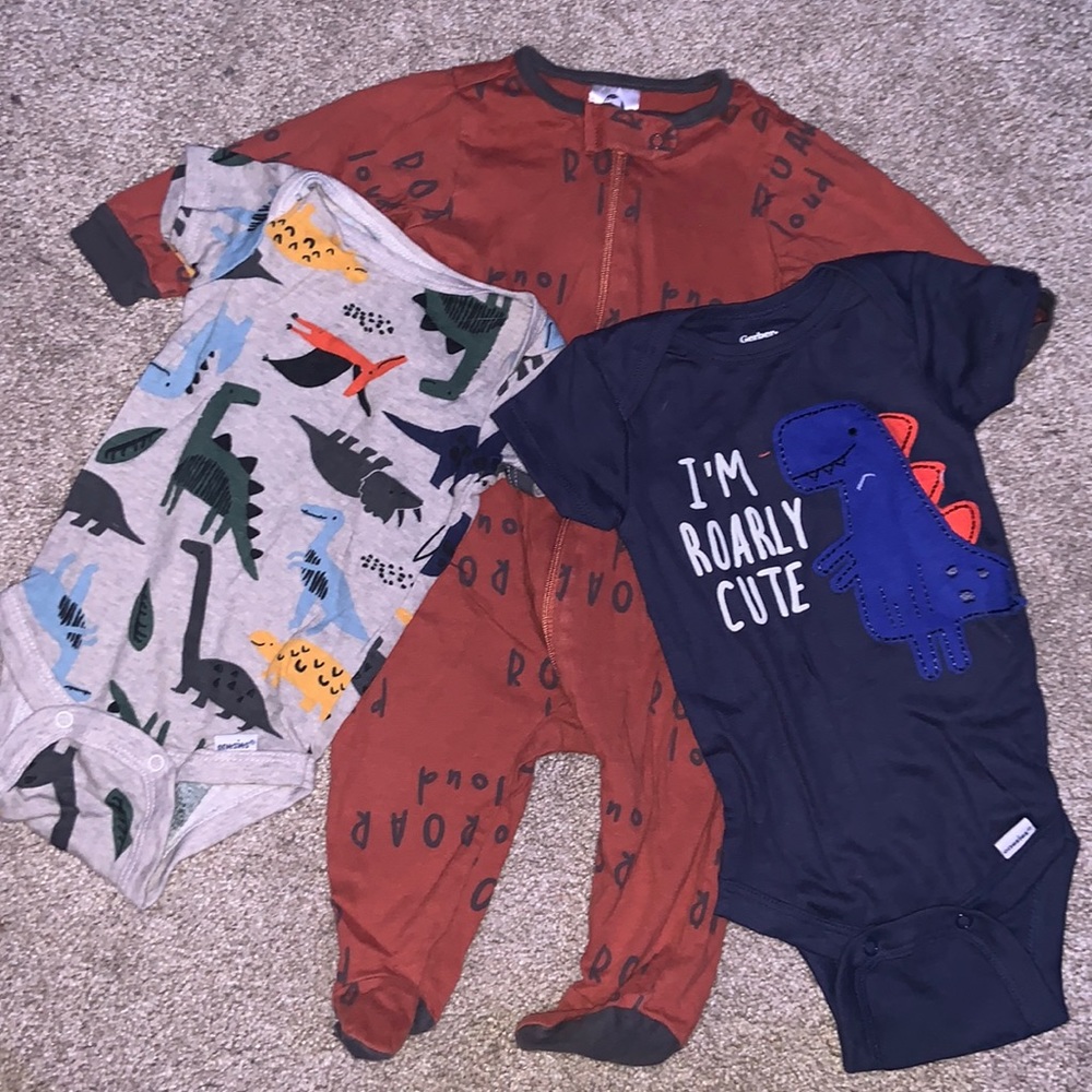Gerber Dinosaur 3-Piece | Size 0-3 Months